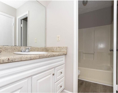 2583 Parkside Way - Photo Thumbnail 11