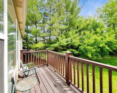 1107 Canterbury Court - Photo Thumbnail 20