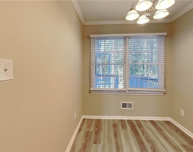 5686 N Shores Way Nw - Photo Thumbnail 4