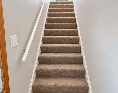 121 Millbrook Lane - Photo Thumbnail 12