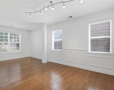 4875 Shiloh Crossing Way - Photo Thumbnail 6