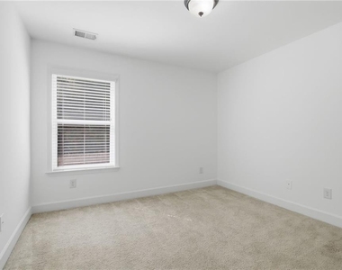 4875 Shiloh Crossing Way - Photo Thumbnail 32