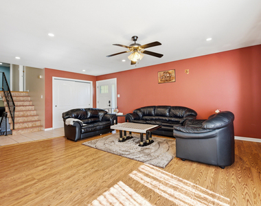 228 Dover Drive - Photo Thumbnail 10