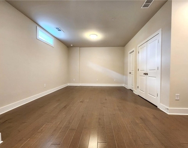 1222 Waterfall Court - Photo Thumbnail 32