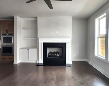 1222 Waterfall Court - Photo Thumbnail 12