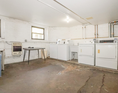 907 W Sheridan Road - Photo Thumbnail 16