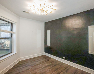 907 W Sheridan Road - Photo Thumbnail 11