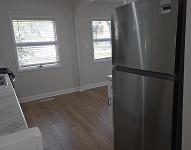 205 Caddy Avenue - Photo Thumbnail 6