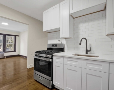 4744 W Roscoe Street - Photo Thumbnail 7