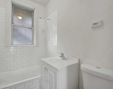 4744 W Roscoe Street - Photo Thumbnail 11