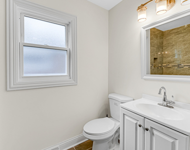 14905 Edbrooke Avenue - Photo Thumbnail 7