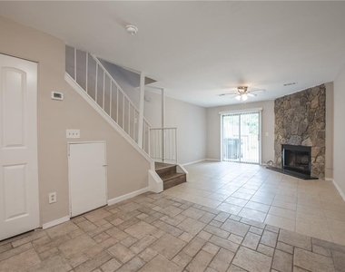 6624 Ramsgate Way - Photo Thumbnail 4