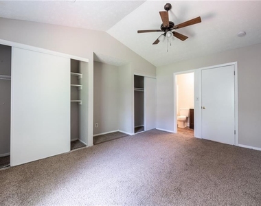 6624 Ramsgate Way - Photo Thumbnail 17