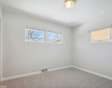 1024 S Summit Avenue - Photo Thumbnail 14