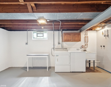 1024 S Summit Avenue - Photo Thumbnail 16
