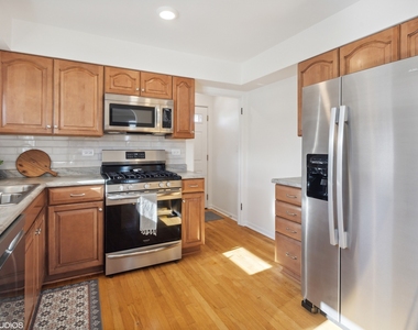 1024 S Summit Avenue - Photo Thumbnail 10