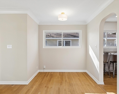 1024 S Summit Avenue - Photo Thumbnail 6