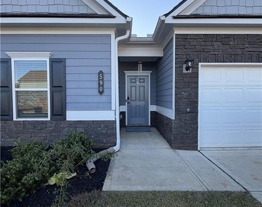 590 Summerfield Lane Nw - Photo Thumbnail 1