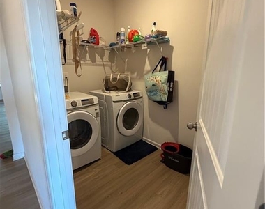 590 Summerfield Lane Nw - Photo Thumbnail 7