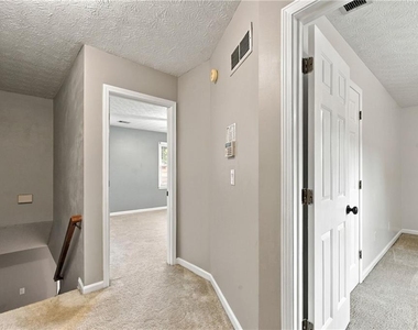 6148 Keswick Row - Photo Thumbnail 12
