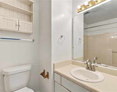 6148 Keswick Row - Photo Thumbnail 16