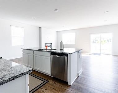 104 Toter Trace - Photo Thumbnail 7