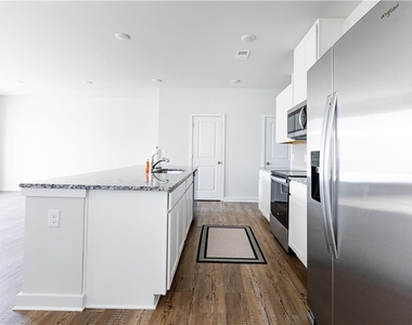 104 Toter Trace - Photo Thumbnail 3