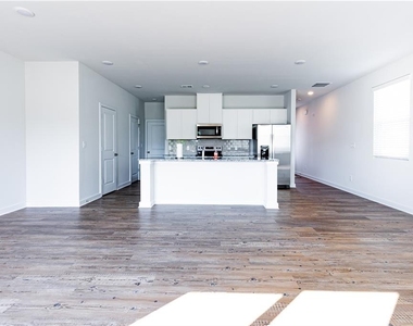 104 Toter Trace - Photo Thumbnail 11