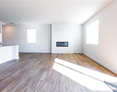 104 Toter Trace - Photo Thumbnail 9