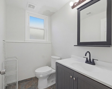 1506 W Palm Drive - Photo Thumbnail 24