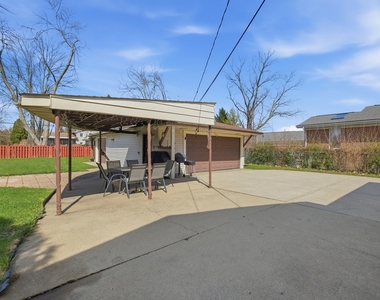 1506 W Palm Drive - Photo Thumbnail 34