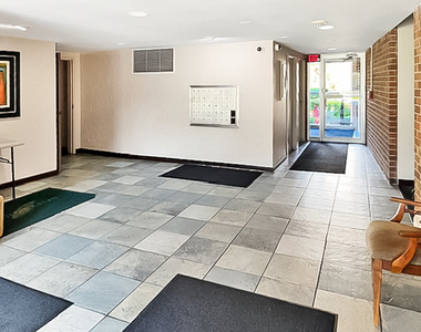 2201 S Stewart Avenue - Photo Thumbnail 1