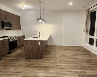 3948 S Indiana Avenue - Photo Thumbnail 9