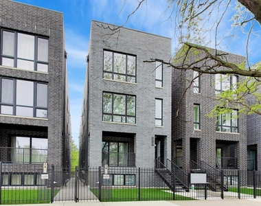3948 S Indiana Avenue - Photo Thumbnail 1