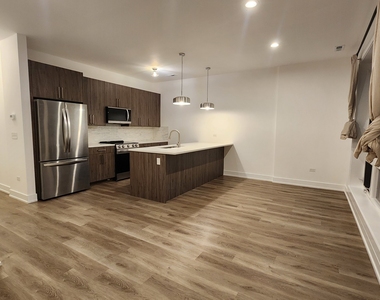 3948 S Indiana Avenue - Photo Thumbnail 3