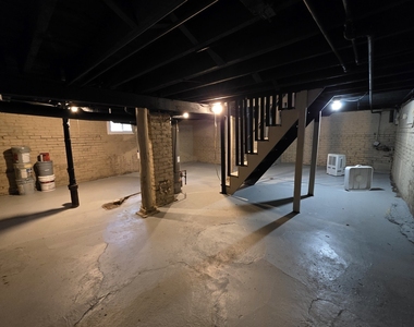 222 Mckinley Avenue - Photo Thumbnail 17