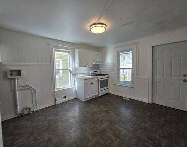 222 Mckinley Avenue - Photo Thumbnail 8