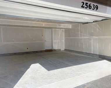 25639 W Wakefield Drive - Photo Thumbnail 28