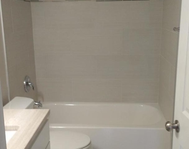 923 Shattuck Lane - Photo Thumbnail 13
