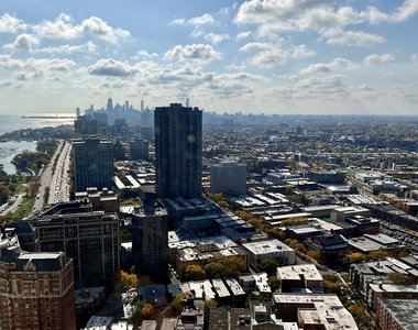 655 W Irving Park Road - Photo Thumbnail 11