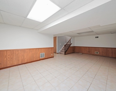 2003 N Jamestown Drive - Photo Thumbnail 21