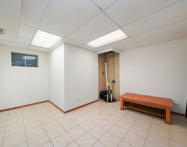 2003 N Jamestown Drive - Photo Thumbnail 18