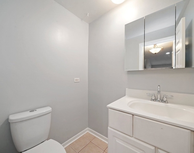 2003 N Jamestown Drive - Photo Thumbnail 9