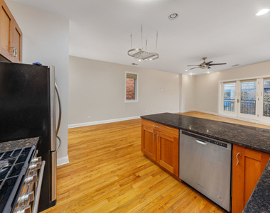 31 E 26th Street - Photo Thumbnail 9