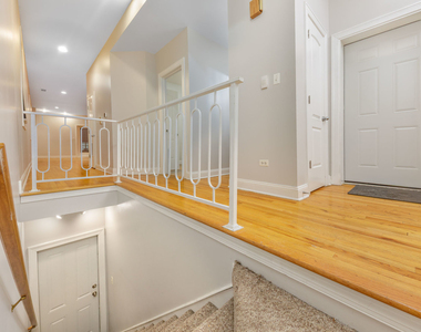 31 E 26th Street - Photo Thumbnail 4