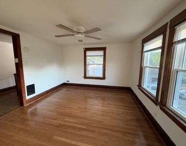440 Ingalton Avenue - Photo Thumbnail 4