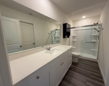 18618 Hunter William Way - Photo Thumbnail 13