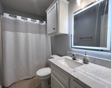 305 Scenic Brook Street - Photo Thumbnail 26