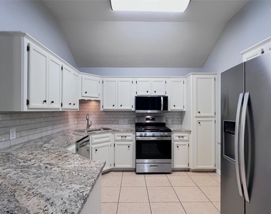 305 Scenic Brook Street - Photo Thumbnail 2