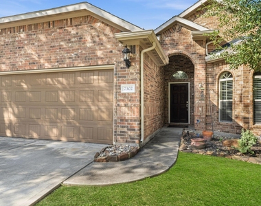 7302 Durango Creek Drive - Photo Thumbnail 2